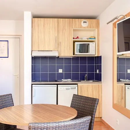 Appartement Mistral Furnished Flat *